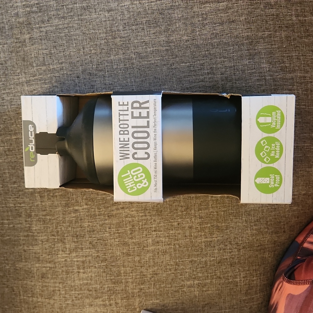 Wine bottle cooler